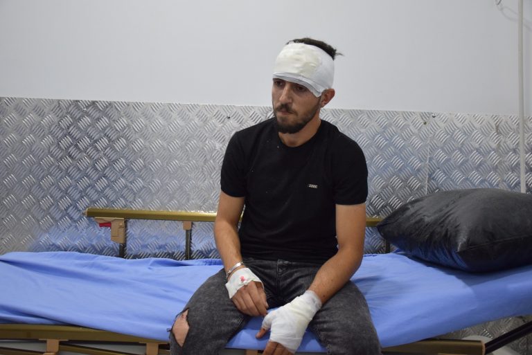 Eli Fero Yolu yakınında saldırı yapılan aracın sahibi yaralandı
