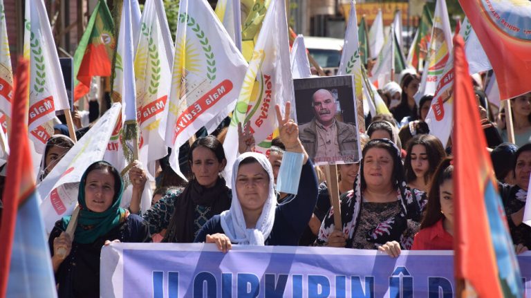 Birçok yerde Şengal’e dönük saldırı protesto edildi