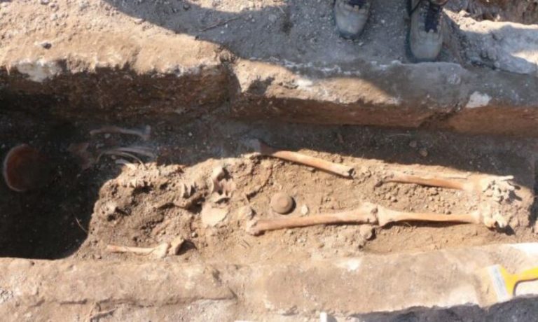 Adıyaman’da bin yıllık iskelet bulundu