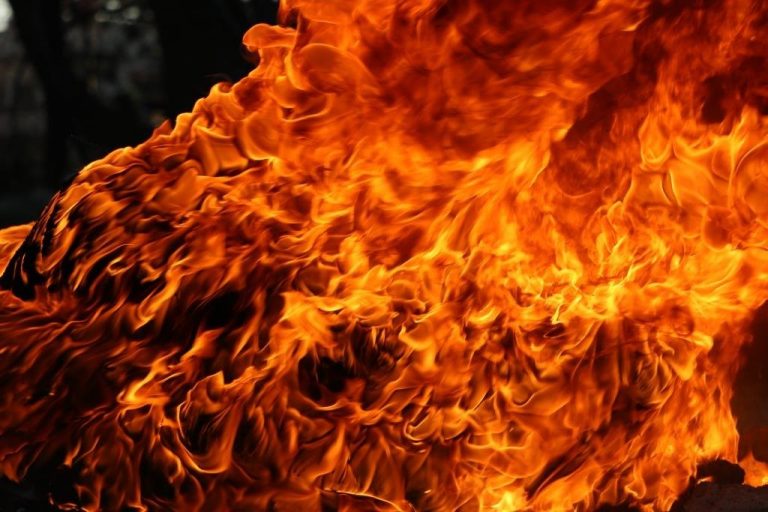 Newroz Ateşiyle İhanete Cevap Vermek Özgür Yaşam Hakkıdır
