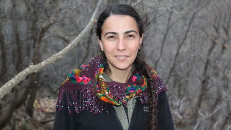 Esmer Kıyar, devrimci edebiyatı aktif mücadele içinde geliştirdi