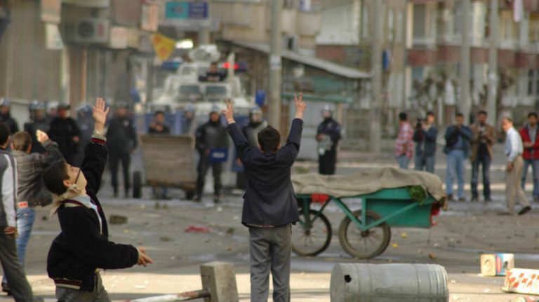 Devrimci Halk Savaşı sömürgeciliğe, soykırıma ve faşizme karşı halkların topyekûn direniş stratejisidir – 1