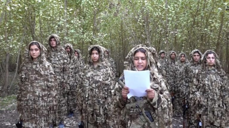 17 gerillanın intikâmı için 20 genç daha gerilla saflarına katıldı