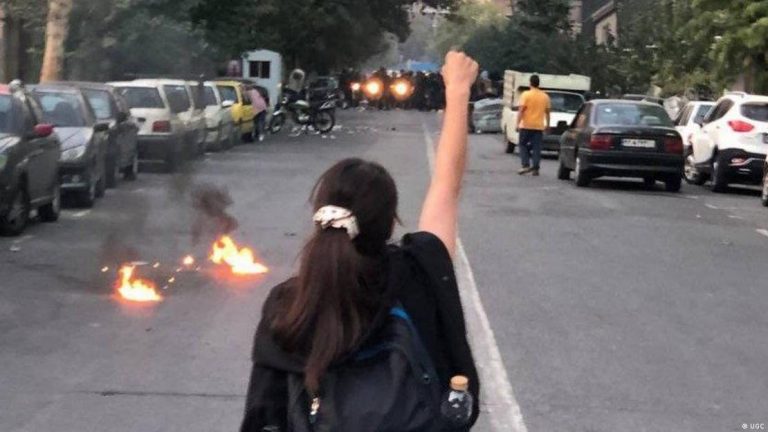 Kadın devrimi ve karşı-devrimin tehlikeleri