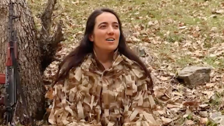 ‘Heval Mizgin, Kurdistan devrimine, kadın özgürlüğüne olan inancını sesiyle ortaya koyuyor’