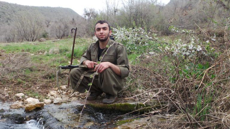 Etrafına güven veren, cesur komutan Ali Tolhildan