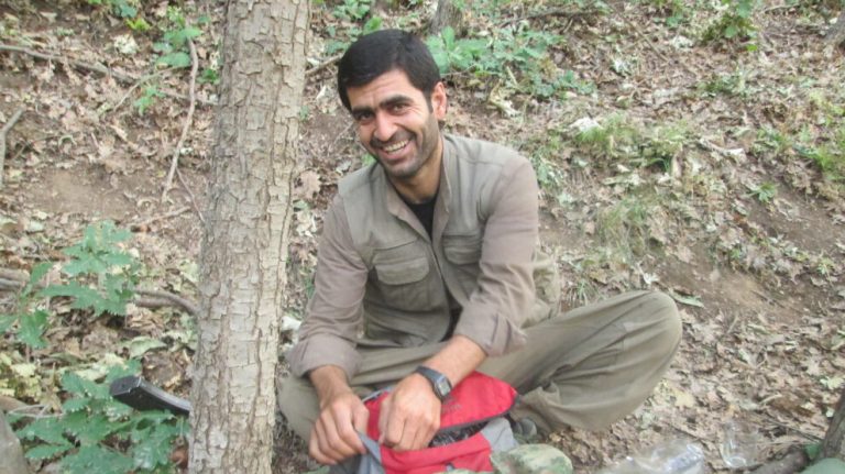Şehîd Egîd Önderliğe ulaşmak için hiçbir engel tanımadı