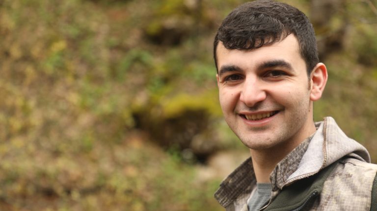 Gabar’a sevdalı Herekol