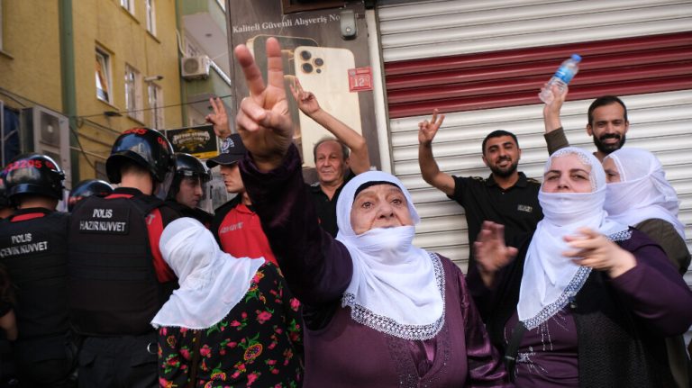 KCK: Halkımız çözümün muhattabının Önder Apo olduğunu ortaya koydu