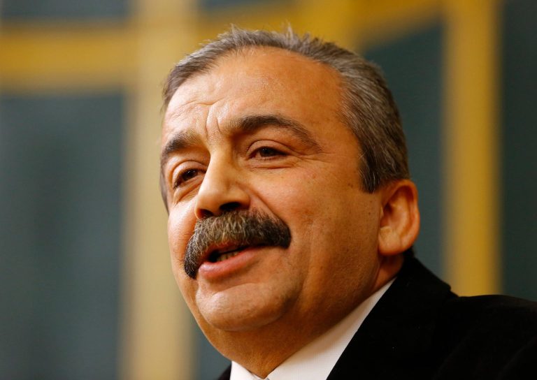 Barışa adanmış bir ömür: Siyaset arenasında bir vicdan